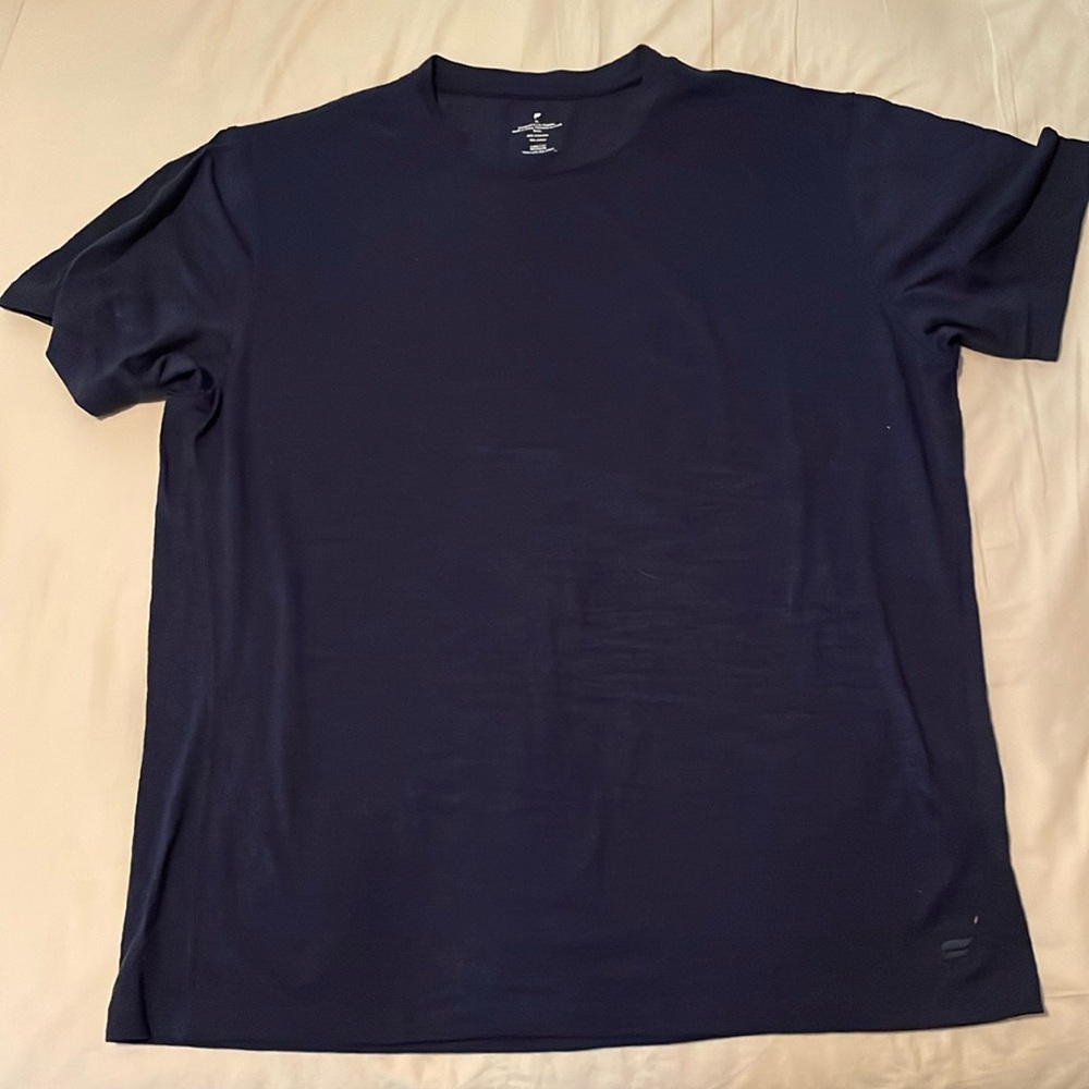 Fabletics workout Tee